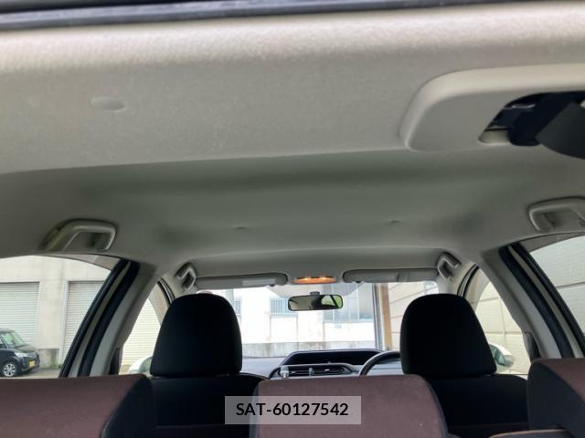 Toyota AQUA 2012-05 8053926-7