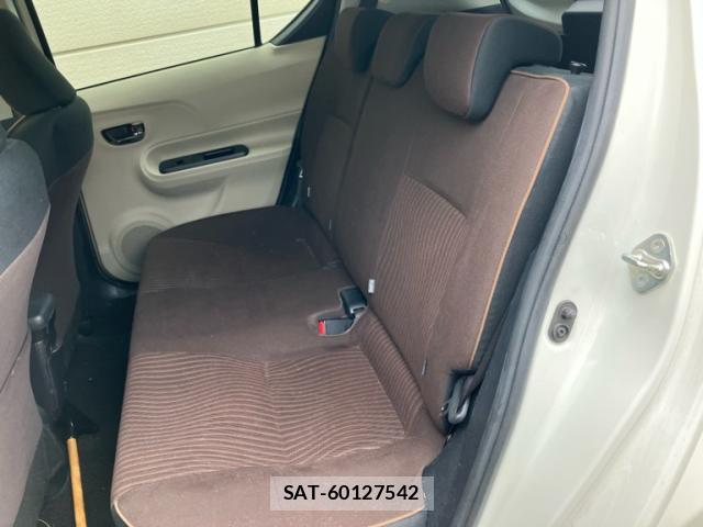 Toyota AQUA 2012-05 8053926-9