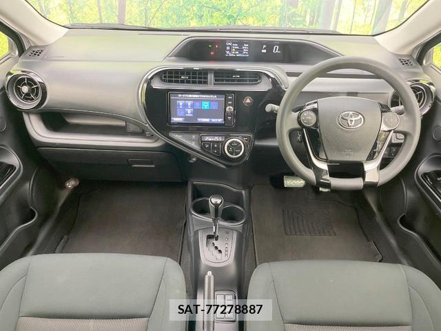 Toyota AQUA 2018-05 8054036-1