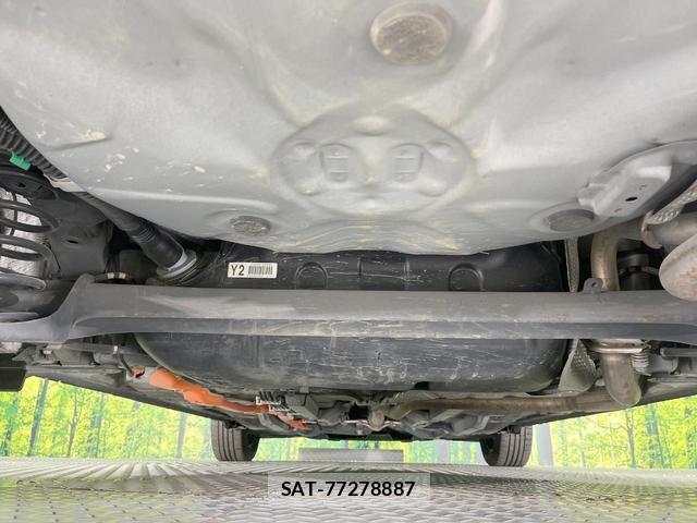 Toyota AQUA 2018-05 8054036-18