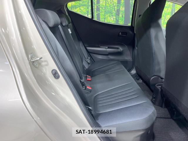 Toyota AQUA 2022-10 8054316-8