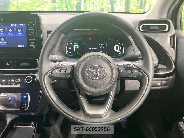 Toyota AQUA 2021-12 8054367-10