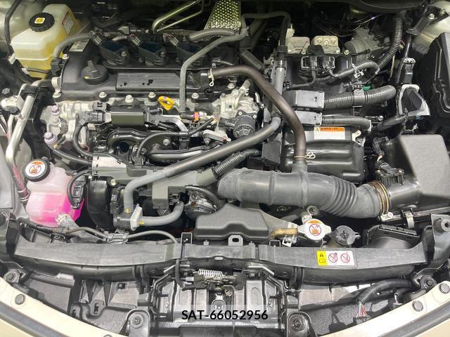 Toyota AQUA 2021-12 8054367-17