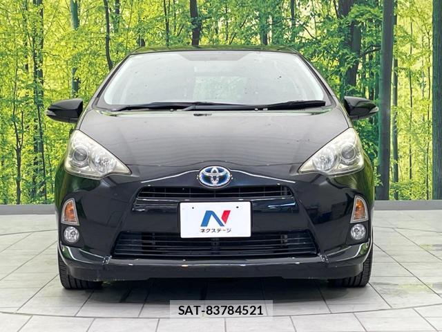 Toyota AQUA 2013-08 8054390-13