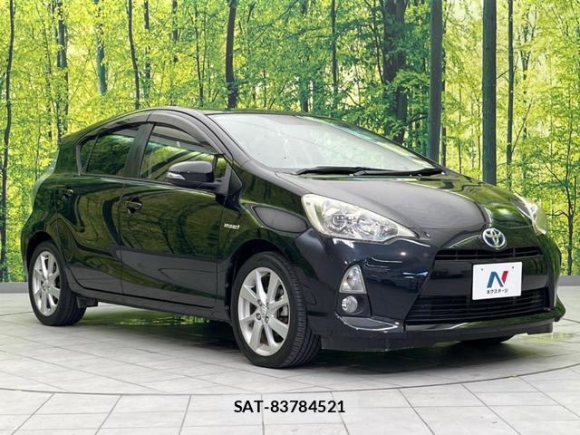 Toyota AQUA 2013-08 8054390-15