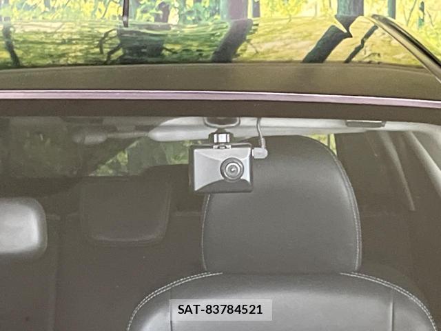 Toyota AQUA 2013-08 8054390-6