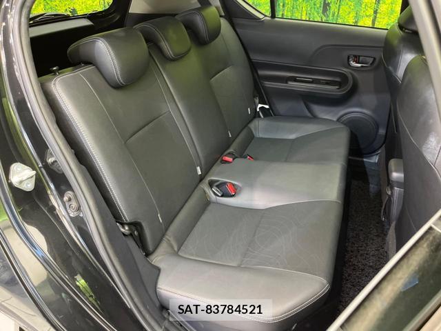 Toyota AQUA 2013-08 8054390-8