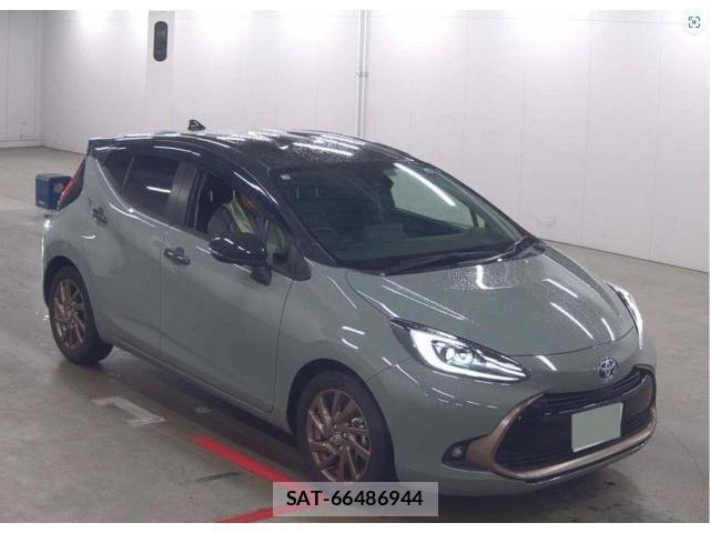 Toyota AQUA 2025-01 8054406-0