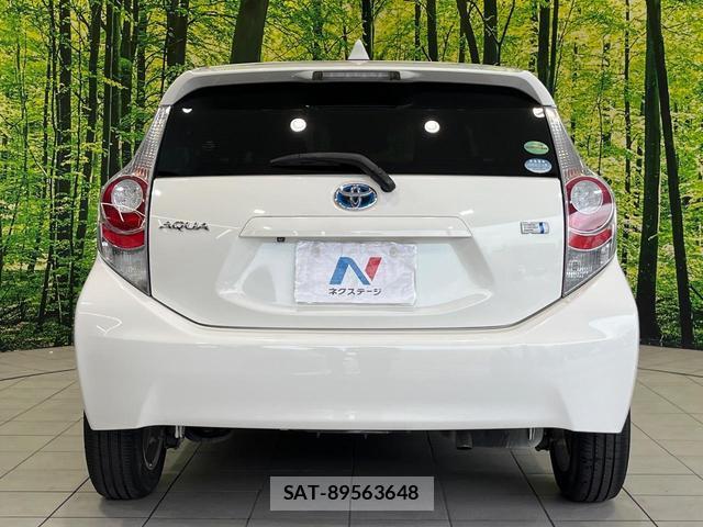 Toyota AQUA 2013-11 8054528-14