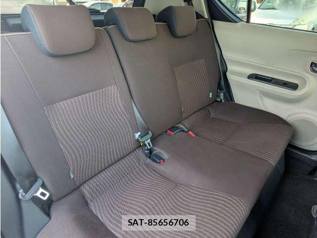 Toyota AQUA 2012-04 8054559-12