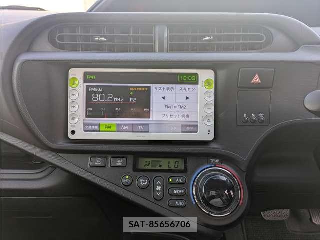 Toyota AQUA 2012-04 8054559-17