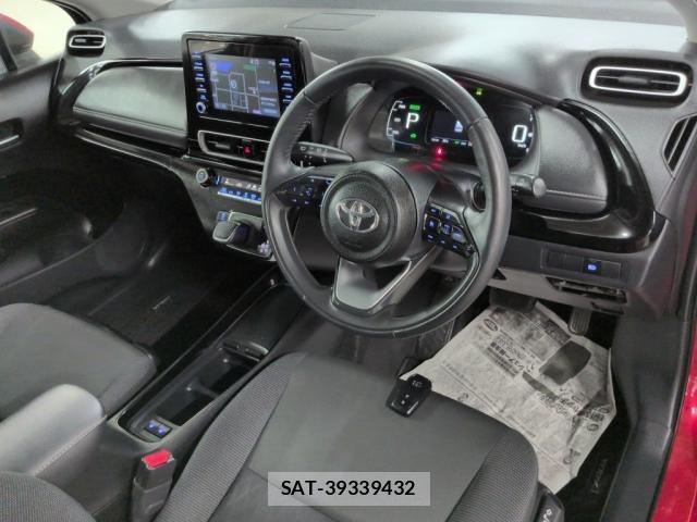 Toyota AQUA 2023-03 8054708-2