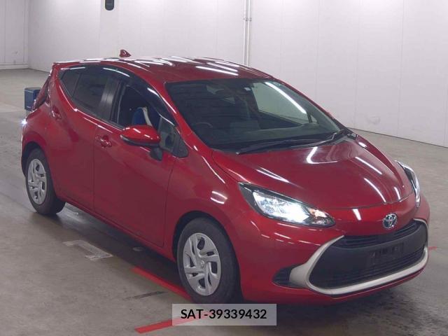 Toyota AQUA 2023-03 8054708-3