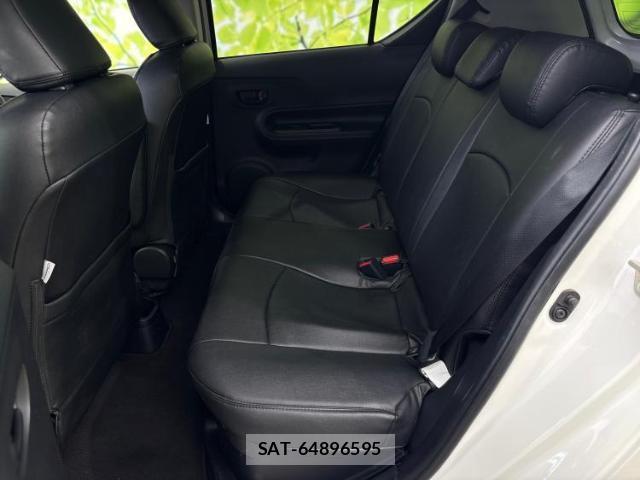Toyota AQUA 2021-03 8054890-6