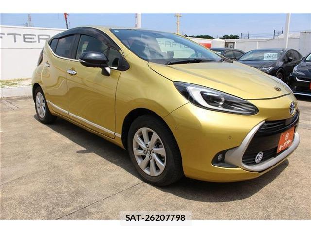 Toyota AQUA 2021-08 8054956-7