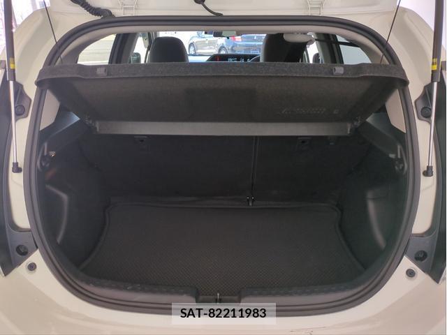 Toyota AQUA 2016-09 8054981-15