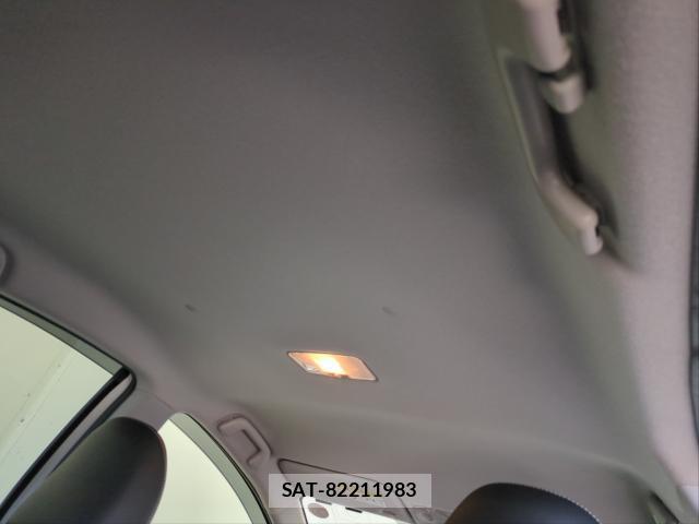 Toyota AQUA 2016-09 8054981-16