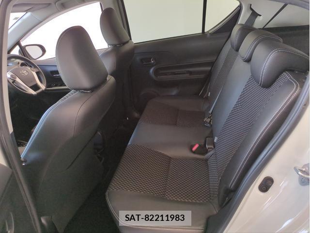 Toyota AQUA 2016-09 8054981-6