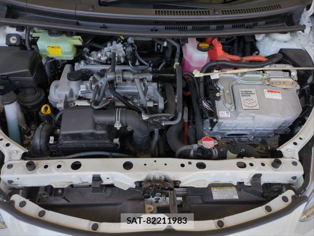 Toyota AQUA 2016-09 8054981-7