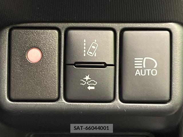 Toyota AQUA 2016-11 8055183-4