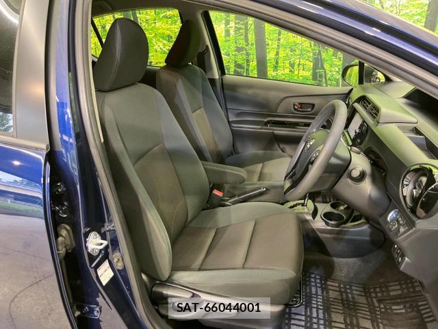 Toyota AQUA 2016-11 8055183-7