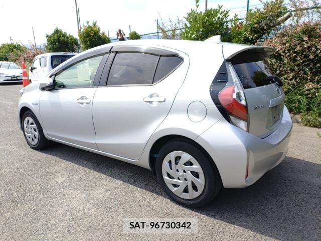 Toyota AQUA 2019-07 8055272-5