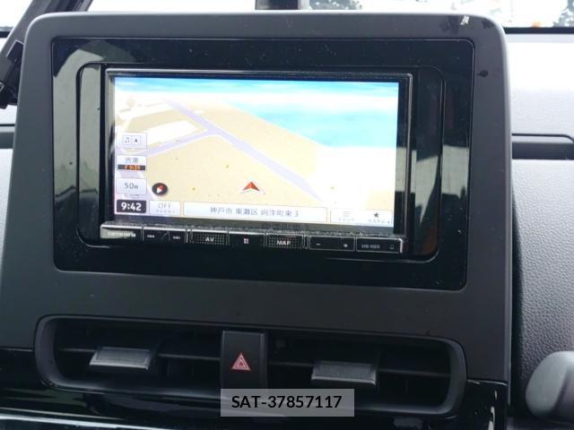 Toyota AQUA 2023-06 8055275-10