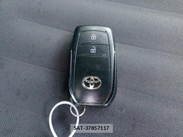 Toyota AQUA 2023-06 8055275-14
