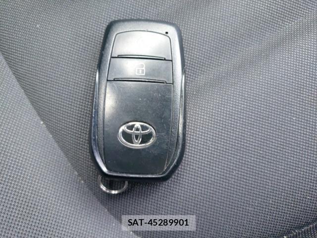 Toyota AQUA 2023-06 8055282-14
