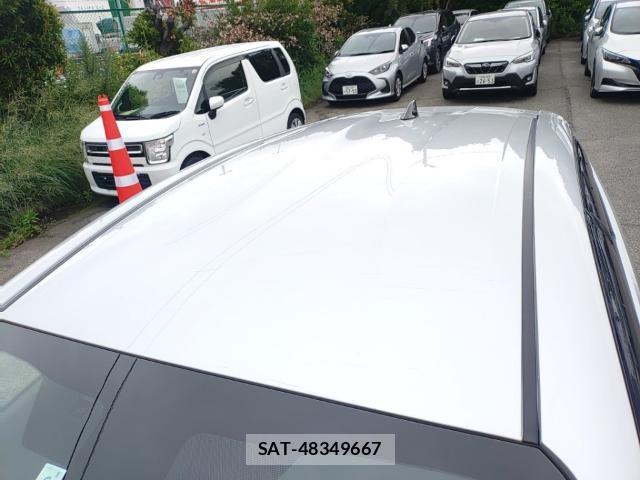 Toyota AQUA 2023-06 8055283-6