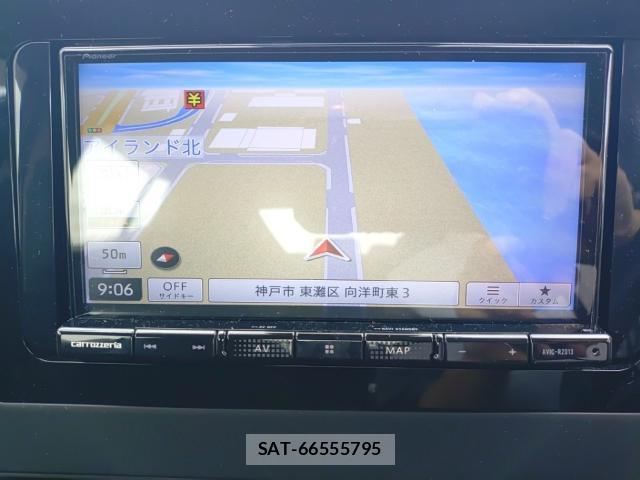 Toyota AQUA 2023-06 8055284-10