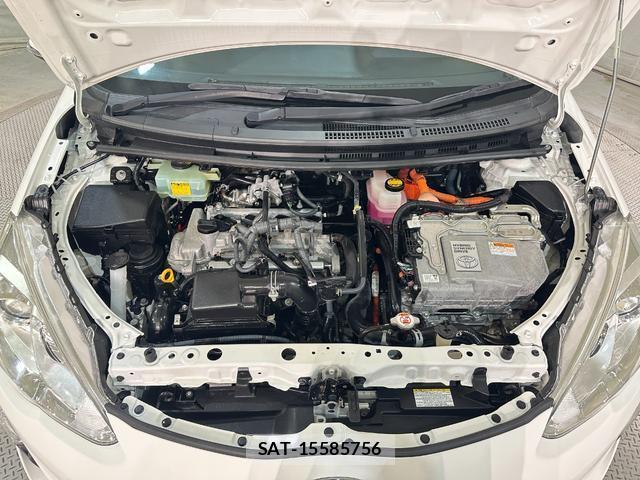 Toyota AQUA 2017-02 8055318-18