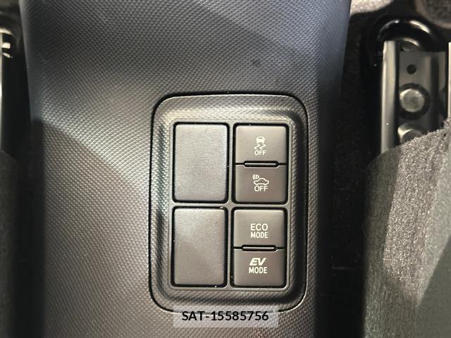 Toyota AQUA 2017-02 8055318-9