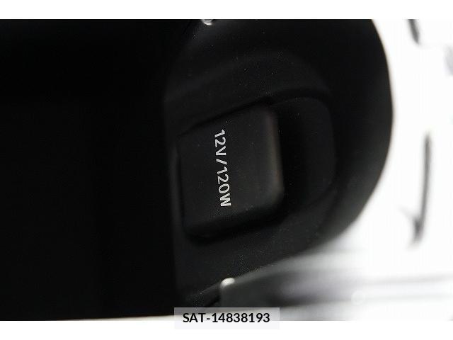 Toyota AQUA 2021-07 8055460-15