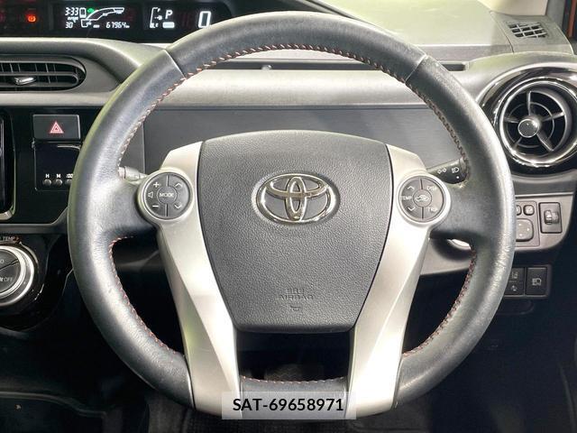 Toyota AQUA 2016-04 8055483-10