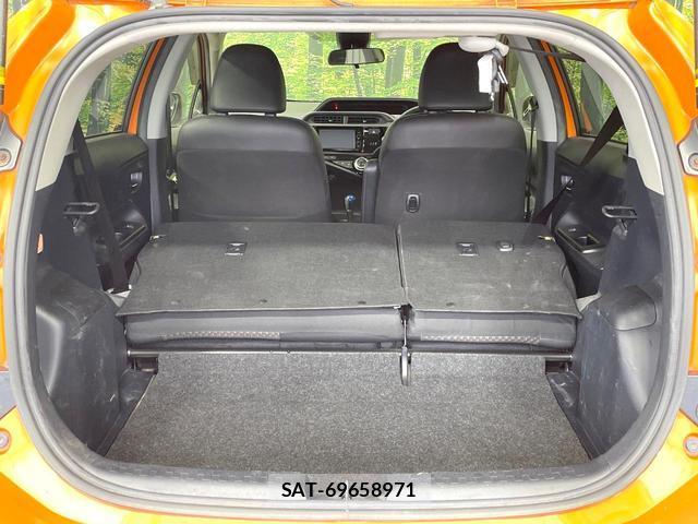 Toyota AQUA 2016-04 8055483-9