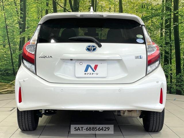 Toyota AQUA 2018-10 8055484-14