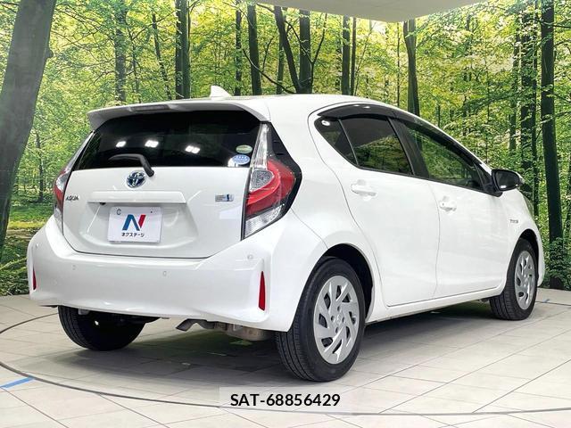Toyota AQUA 2018-10 8055484-16
