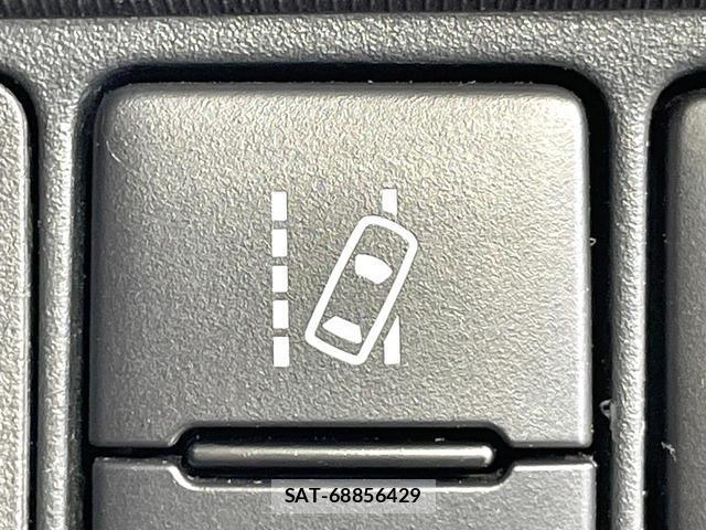 Toyota AQUA 2018-10 8055484-6