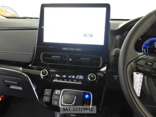 Toyota AQUA 2026-01 8055732-6