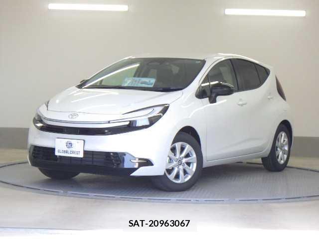 Toyota AQUA 2026-01 8055733-0