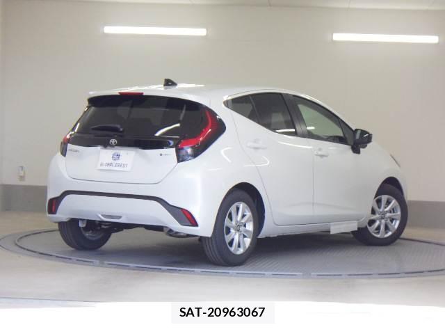 Toyota AQUA 2026-01 8055733-1