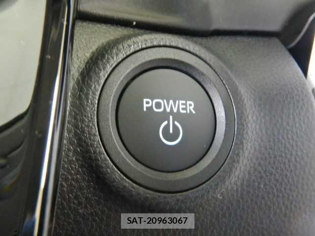 Toyota AQUA 2026-01 8055733-10