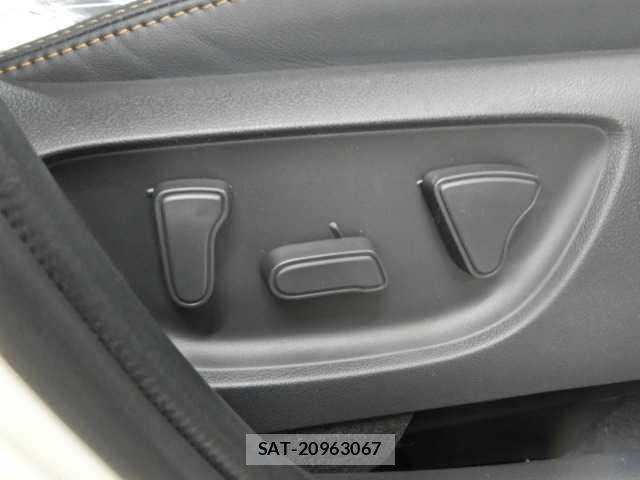 Toyota AQUA 2026-01 8055733-11