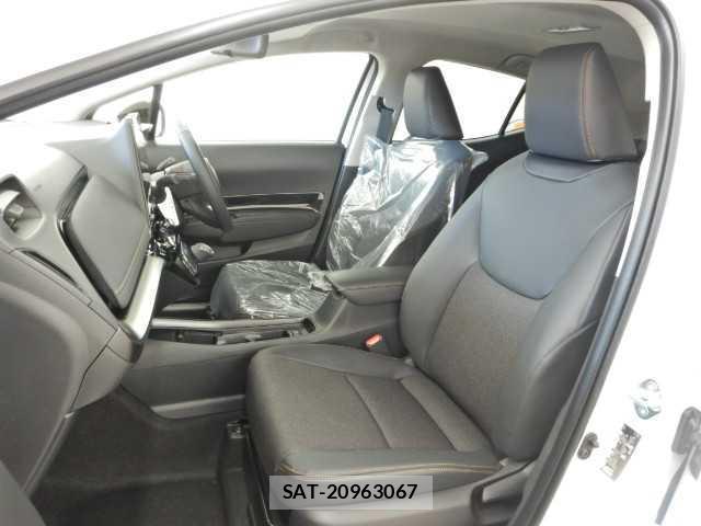 Toyota AQUA 2026-01 8055733-16