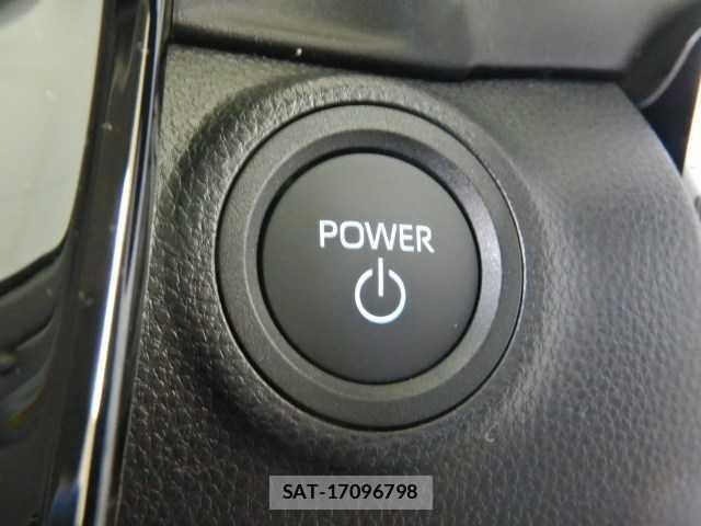 Toyota AQUA 2026-01 8055734-11