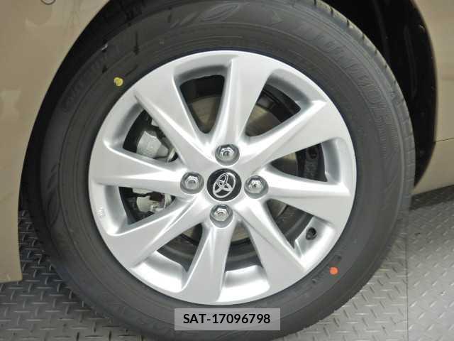 Toyota AQUA 2026-01 8055734-15