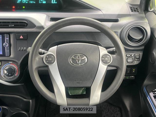Toyota AQUA 2013-07 8055777-10