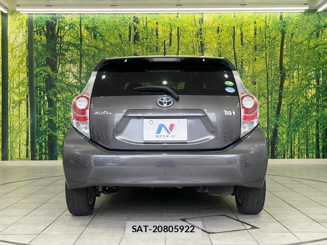 Toyota AQUA 2013-07 8055777-12