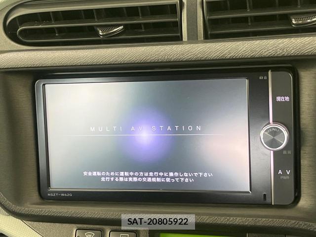 Toyota AQUA 2013-07 8055777-2